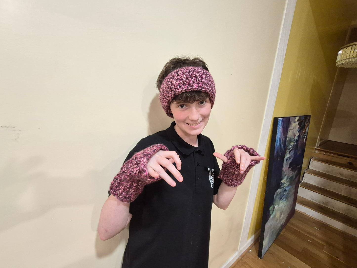 Ear warmer and fingerless gloves